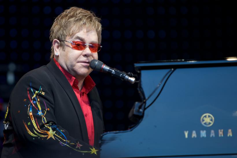elton.jpg?itok=yHwlCHZL
