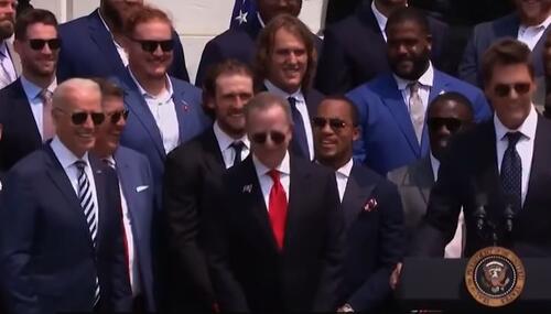 Tom Brady, right, and President Biden