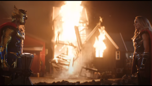 Thor reunites with his ex-girlfriend/replacement Lady-Thor