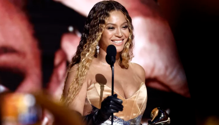 NextImg:NPR 'Happy Hour' Is Furious Beyonce Loses Grammy Awards to 'Very White' Artists