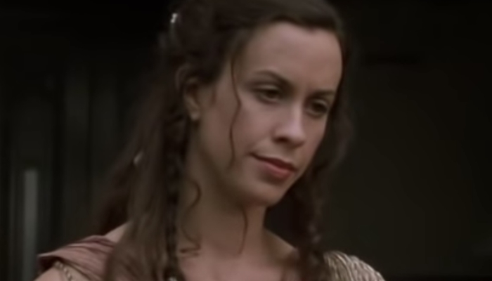 Alanis Morissette Misgenders Jesus in Newly Released Version of the Christmas Classic 'O Holy Night'