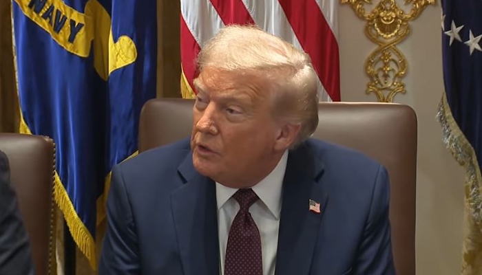 Trump Floats Paying ‘Dividend’ to People ‘Who Had to Suffer Through Stupid Leadership’