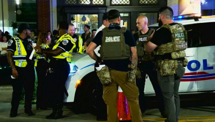 NextImg:Politico Editor Upset Over No Mass Protests Against Federal Takeover of DC Police
