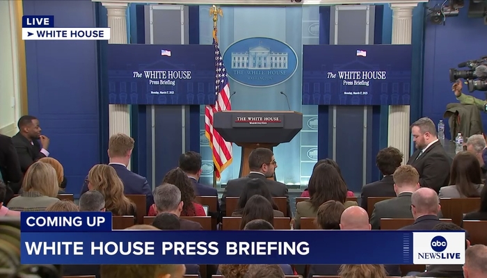 Public Trust in News Media Drops to Another New Low in Gallup Poll (Even Among Dems!)