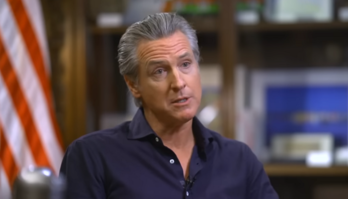 newsbusters.org - Joseph Vazquez - Capitalism Fails? Wall Street Journal Columnist Rails Against Billionaires Evading Taxes