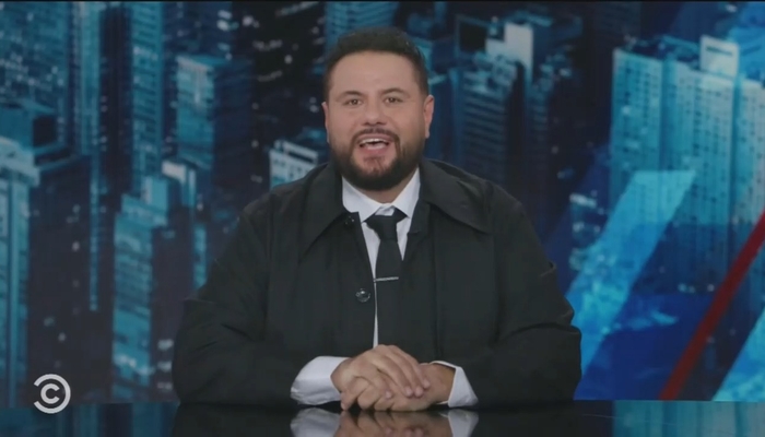 Daily Show: Conservatives Use 'Lazy Tropes' To Justify Bombing Muslims