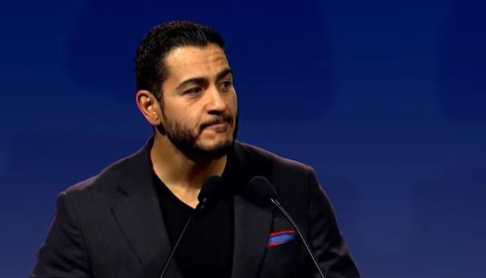 El-Sayed Condemns Doctors Who Don’t Accept Medicaid – Like His Wife